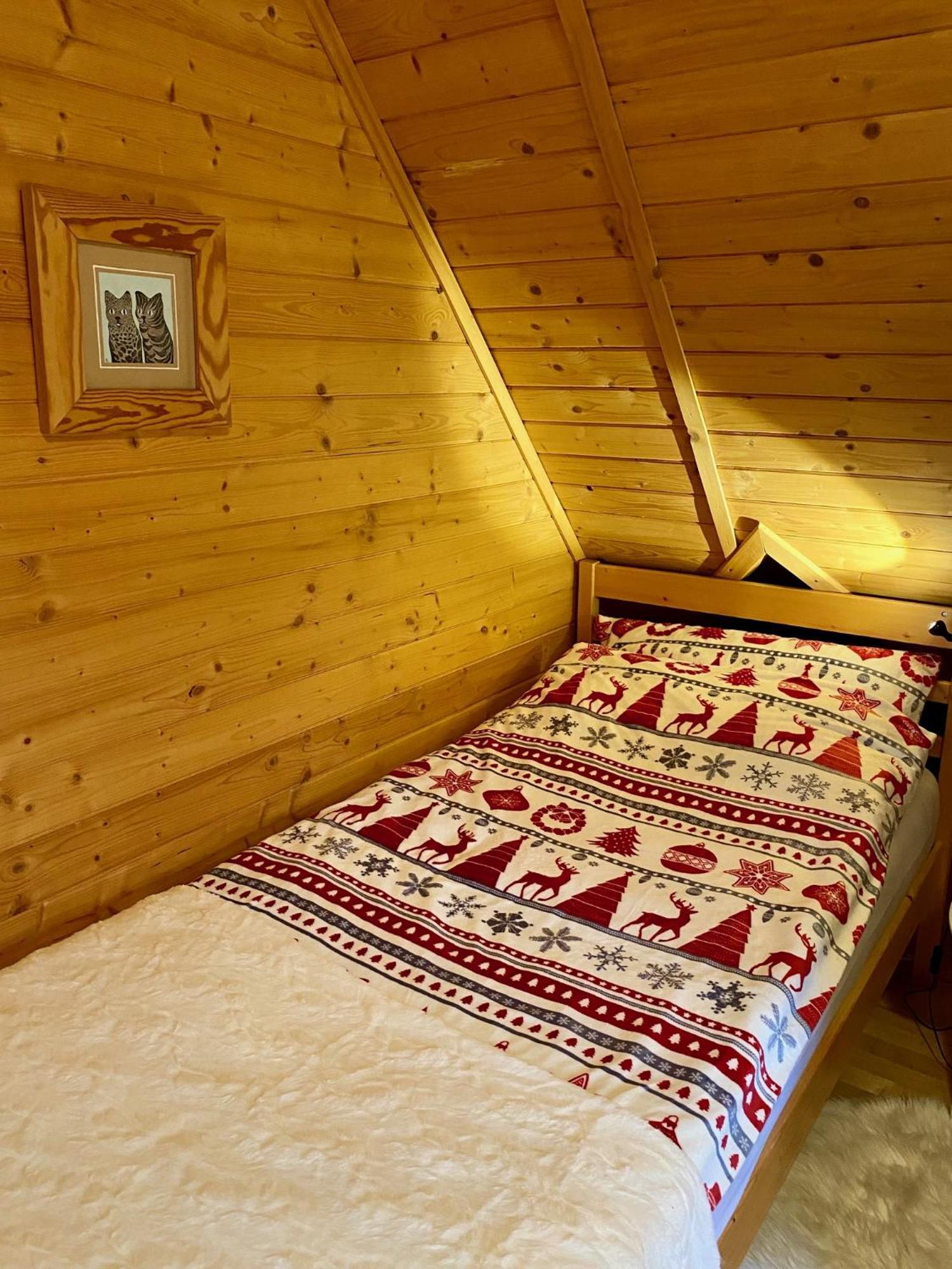 Lodge Sznureczki *